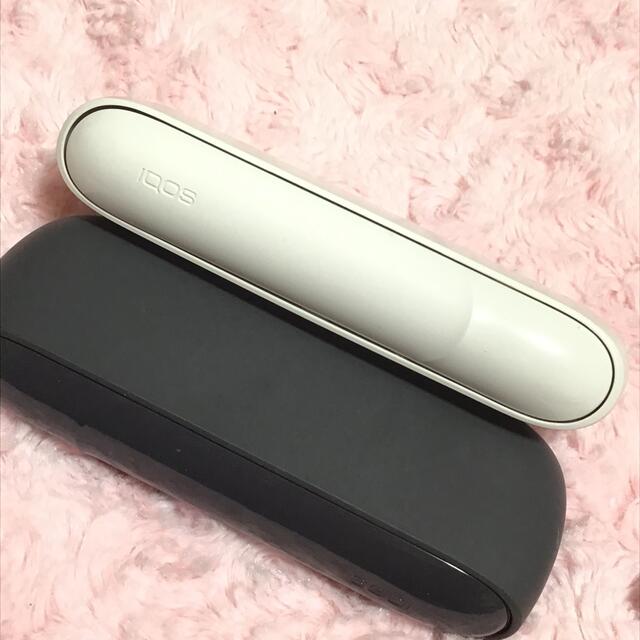 IQOS(アイコス)のiQOS3 チャージャーのみ ホワイト  メンズのファッション小物(タバコグッズ)の商品写真