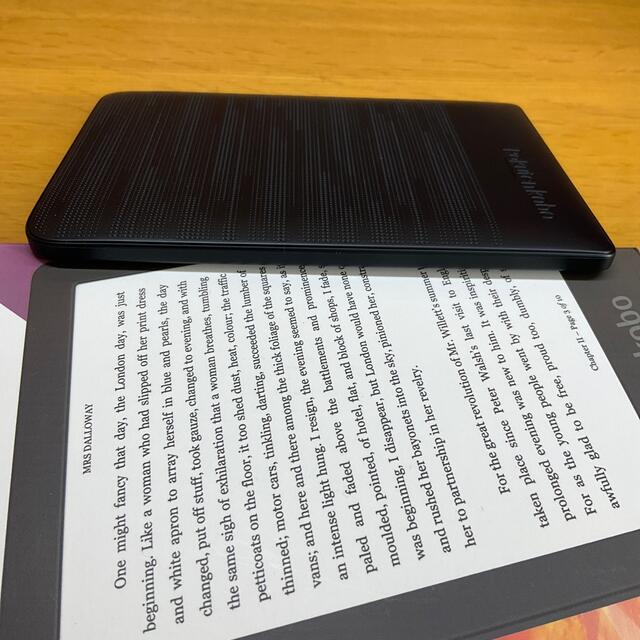 Rakuten(ラクテン)の【楽天】Kobo 6インチ電子書籍 Clara HD ブラック スマホ/家電/カメラのPC/タブレット(電子ブックリーダー)の商品写真