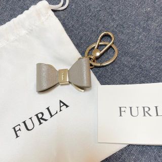 フルラ(Furla)の新品未使用　フルラ　キーリング　リボン　グレー(キーホルダー)