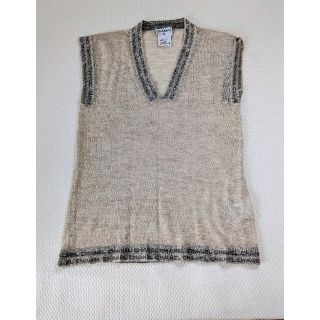 シャネル(CHANEL)の新品同様　CHANEL　シャネル　ロゴ　トリミング　カシミヤ　トップス　ベスト(ニット/セーター)