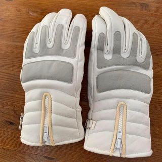 未使用　スキーグローブ　シンプル　温か　雪かき作業にも　ノーブランド　(手袋)