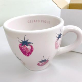 ジェラートピケ(gelato pique)のgelato pique イチゴカップ　新品　未使用(グラス/カップ)