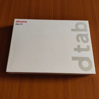 エヌティティドコモ(NTTdocomo)のHUAWEI TECHNOLOGIES dtab DTAB 10.1インチ 美品(タブレット)