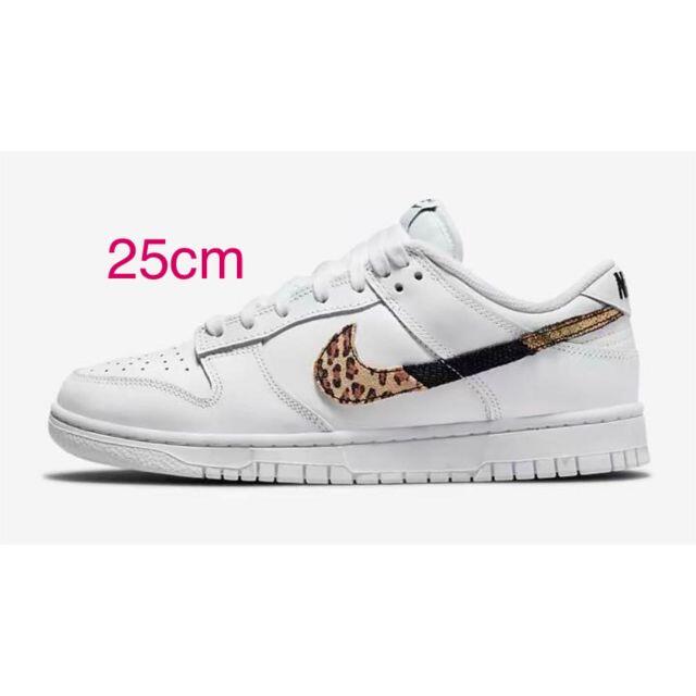 NIKE DUNK LOW SE ANIMAL 25cm靴/シューズ