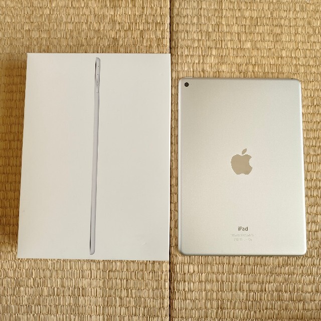 アップル iPad Air 2 WiFi 32GB シルバー おまけ付き