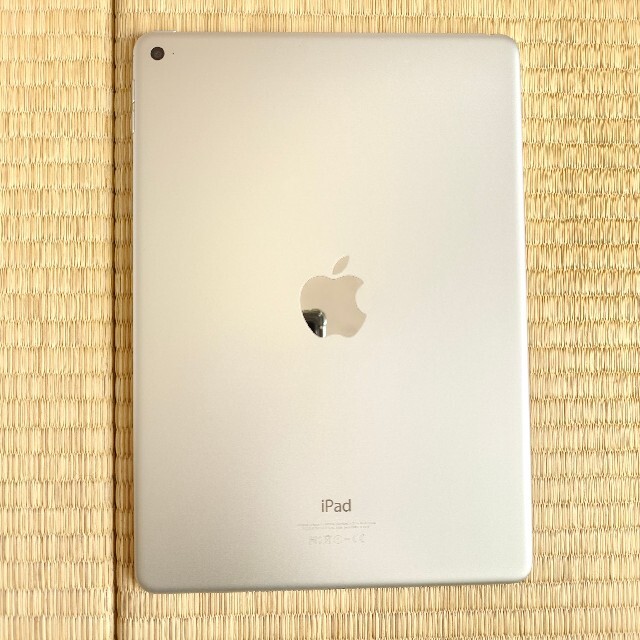 アップル iPad Air 2 WiFi 32GB シルバー おまけ付き