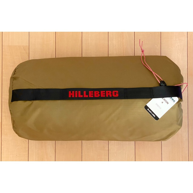 HILLEBERG(ヒルバーグ)の新品 HILLEBERG ヒルバーグ KERON4 ケロン サンド スポーツ/アウトドアのアウトドア(テント/タープ)の商品写真