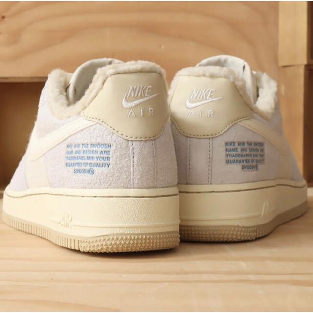 【新品】25㎝　NIKE WMNS AIR FORCE 1 ’07 LV8