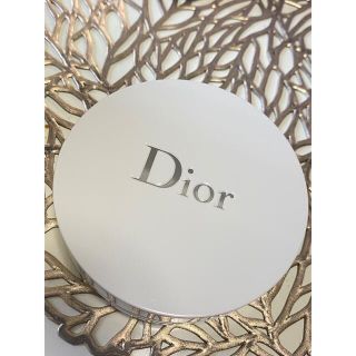 クリスチャンディオール(Christian Dior)のゲリラセール♡Dior スノーUVプロテクション50(化粧下地)