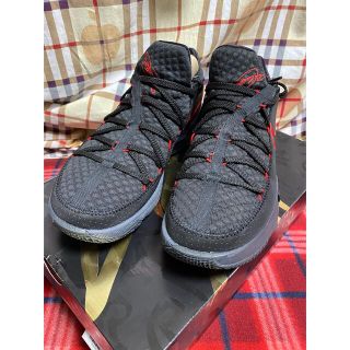 ナイキ(NIKE)のNIKE LEBRON XVII LOW レッド グレイ 28.5cm(スニーカー)