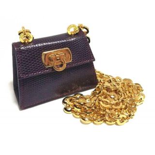 フェラガモ チェーンバッグの通販 89点 | Ferragamoを買うならラクマ フェラガモ チェーンバッグの通販 89点 | Ferragamoを買うならラクマ