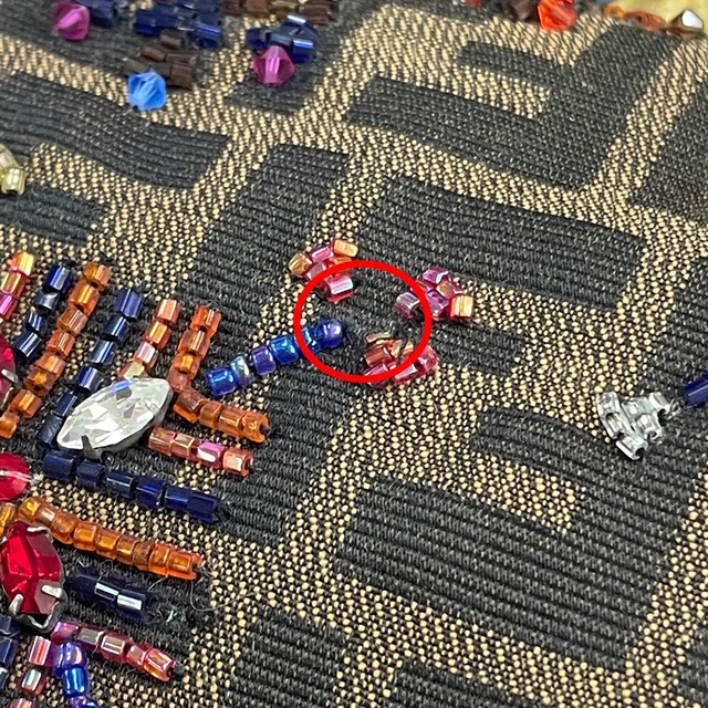 フェンディ FENDI マンマバケット 26424 FF ズッカ ビーズ刺繍 フェンディ FENDI マンマバケット 26424 FF ズッカ ビーズ刺繍