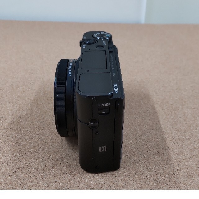 SONY(ソニー)のSONY Cybershot  RX100M3 スマホ/家電/カメラのカメラ(コンパクトデジタルカメラ)の商品写真