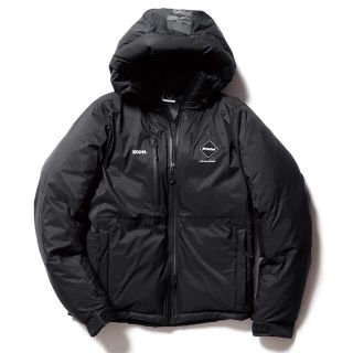 エフシーアールビー(F.C.R.B.)の20AW/TOUR DOWN PARKA/BLK/FCRB-202038(ダウンジャケット)