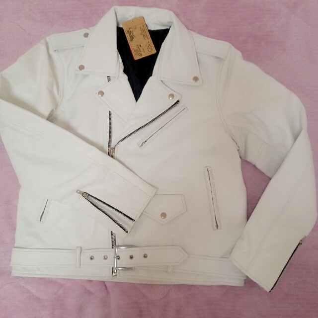 ライダースジャケット　ホワイト メンズのジャケット/アウター(ライダースジャケット)の商品写真