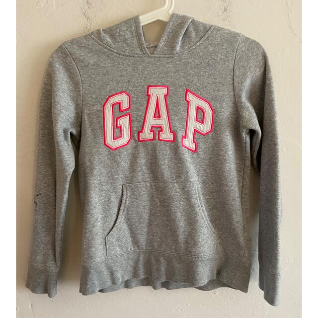 新品　タグ付　未使用　GAP ギャップ　ロゴ　トレーナー　花柄　花　長袖