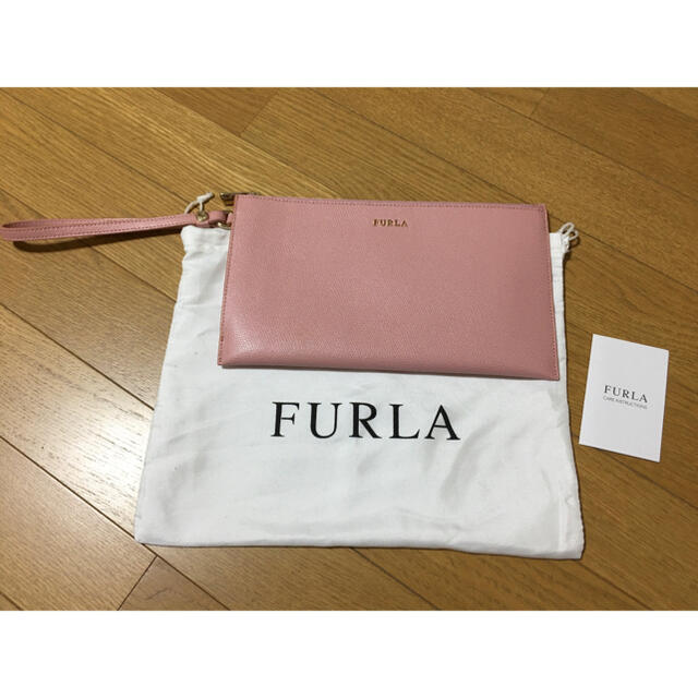 完全新品　FURLA クラッチバッグ