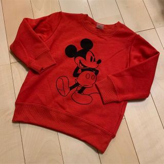 ミッキーマウス(ミッキーマウス)の⭐︎新品　ミッキー　トレーナー　裏起毛　レッド　95(Tシャツ/カットソー)