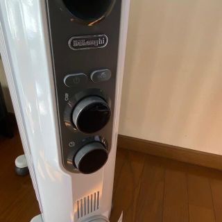 デロンギ(DeLonghi)のマルコポーロ様専用(オイルヒーター)