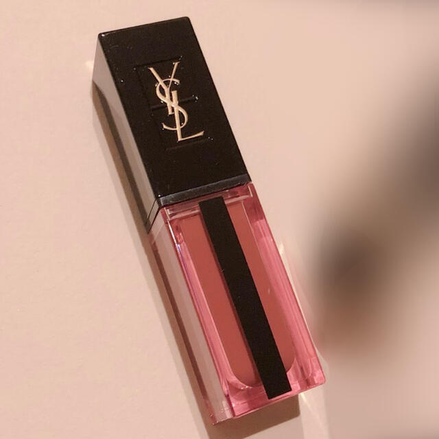 Yves Saint Laurent Beaute(イヴサンローランボーテ)のYSL ルージュピュールクチュールヴェルニウォーターステイン コスメ/美容のベースメイク/化粧品(口紅)の商品写真
