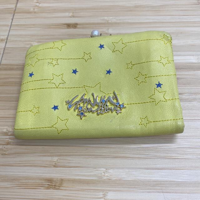 LANVIN en Bleu(ランバンオンブルー)のLANVIN en Bleu レトワールスター刺繍2つ折り財布　イエロー レディースのファッション小物(財布)の商品写真