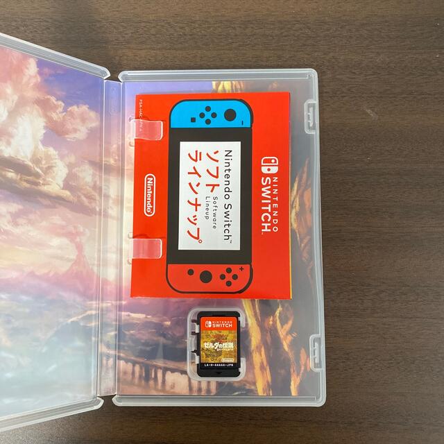 Nintendo Switch(ニンテンドースイッチ)のゼルダの伝説　ブレスオブザワイルド エンタメ/ホビーのゲームソフト/ゲーム機本体(家庭用ゲームソフト)の商品写真