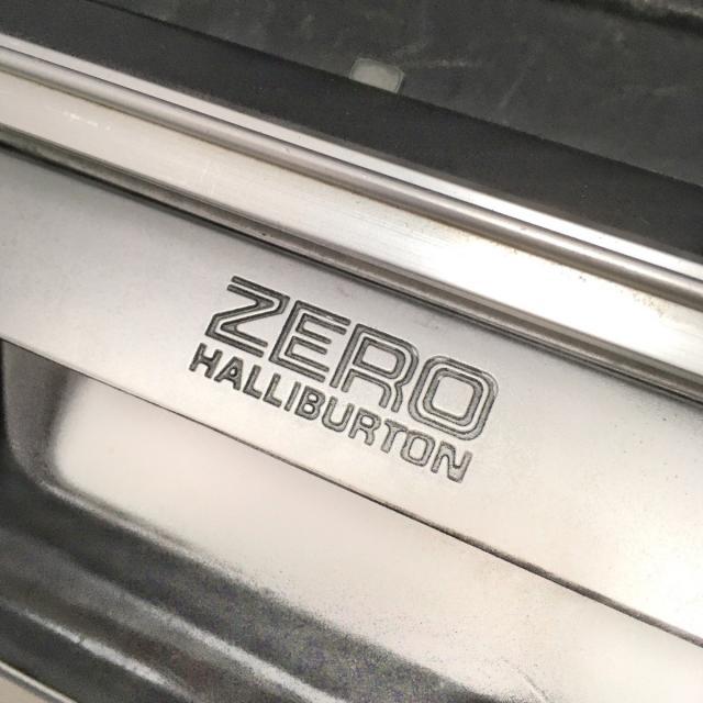 ZERO HALLIBURTON(ゼロハリバートン)のゼロハリバートン バッグ - シルバー レディースのバッグ(その他)の商品写真