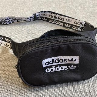 アディダス(adidas)のadidas ボディバック(ショルダーバッグ)