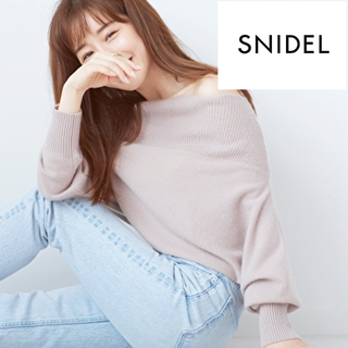 スナイデル(SNIDEL)の田中みな実 20AW✨️カシミヤオフショルニット SNIDEL /ピンクベージュ(ニット/セーター)