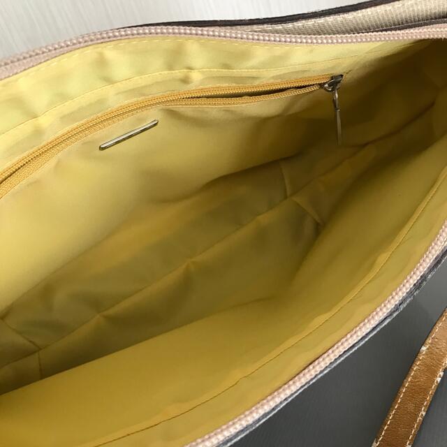 ETRO(エトロ)のエトロ　ペイズリー模様　レザー　ショルダーバッグ　本日限定お値下げ レディースのバッグ(ショルダーバッグ)の商品写真