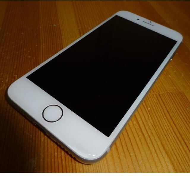 iPhone(アイフォーン)のジャンク SIMフリー iPhone 7 128  バッテリー100% 分解工具 スマホ/家電/カメラのスマートフォン/携帯電話(スマートフォン本体)の商品写真