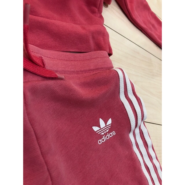 adidas(アディダス)のpyon様専用　adidas  上下セット キッズ/ベビー/マタニティのキッズ服女の子用(90cm~)(その他)の商品写真