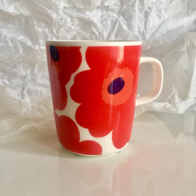 marimekko(マリメッコ)のマリメッコ マグカップ 新品未使用 インテリア/住まい/日用品のキッチン/食器(グラス/カップ)の商品写真