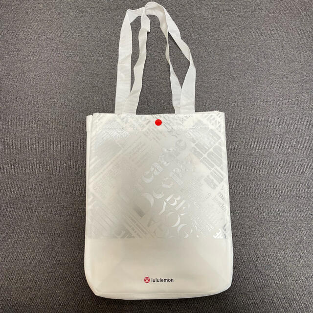 lululemon(ルルレモン)のルルレモン  lululemon ショップ袋　2色 レディースのバッグ(ショップ袋)の商品写真