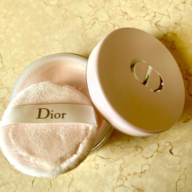 Dior(ディオール)のDior ミスディオールブルーミングボディパウダー コスメ/美容のボディケア(ボディパウダー)の商品写真