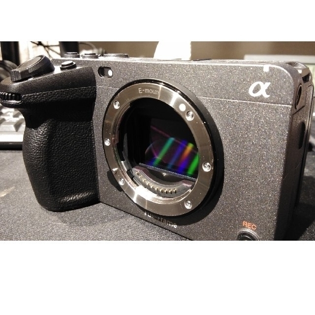 SONY(ソニー)のSONY ILME-FX3 スマホ/家電/カメラのカメラ(ミラーレス一眼)の商品写真
