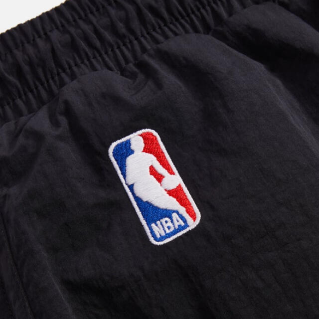 NIKE(ナイキ)のKith & Nike for New York Knicks shorts メンズのパンツ(ショートパンツ)の商品写真