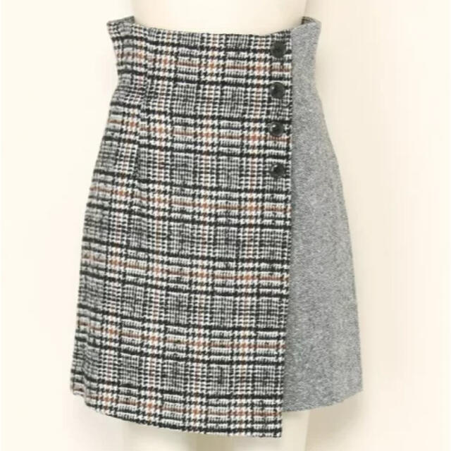 Lily Brown(リリーブラウン)のLily Brown ツイードチェック台形スカート レディースのスカート(ミニスカート)の商品写真