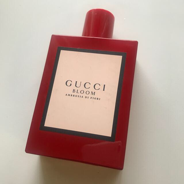 Gucci(グッチ)のグッチ　香水　GUCCI コスメ/美容の香水(香水(女性用))の商品写真