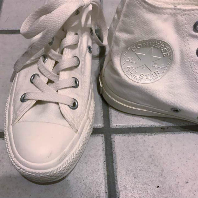 CONVERSE(コンバース)のコンバース ハイカット ホワイト 24 レディースの靴/シューズ(スニーカー)の商品写真