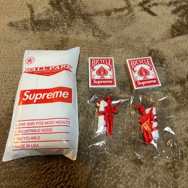 supreme ノベルティ　セット