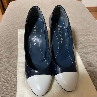 DIANA(ハイヒール/パンプス ・ ホワイト/白色系)のフリマ DIANA(ハイヒール/パンプス ・ ホワイト/白色系)のフリマ
