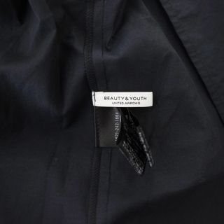 B&Y ビューティー&ユース バックボタンボリュームスリーブブラウス 長袖 紺