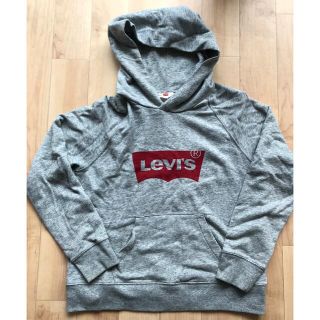 リーバイス(Levi's)のリーバイス☆パーカーMサイズ(パーカー)