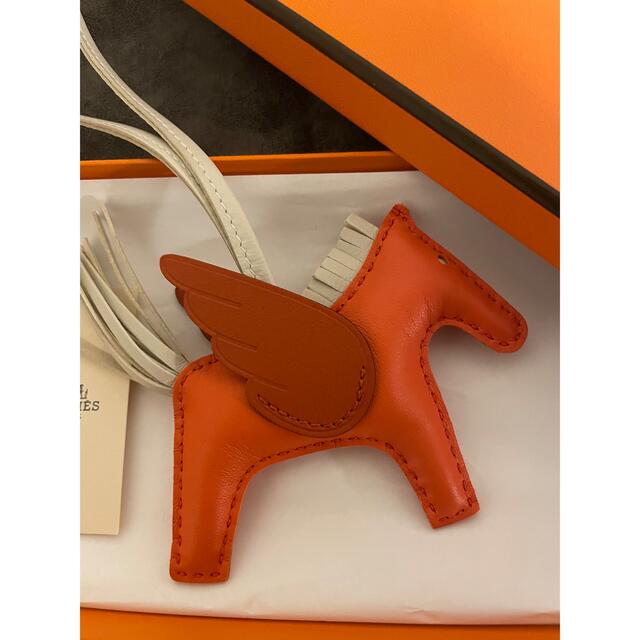 Hermes - 【新品未使用】HERMESエルメス 新色 ロデオチャームペガサス