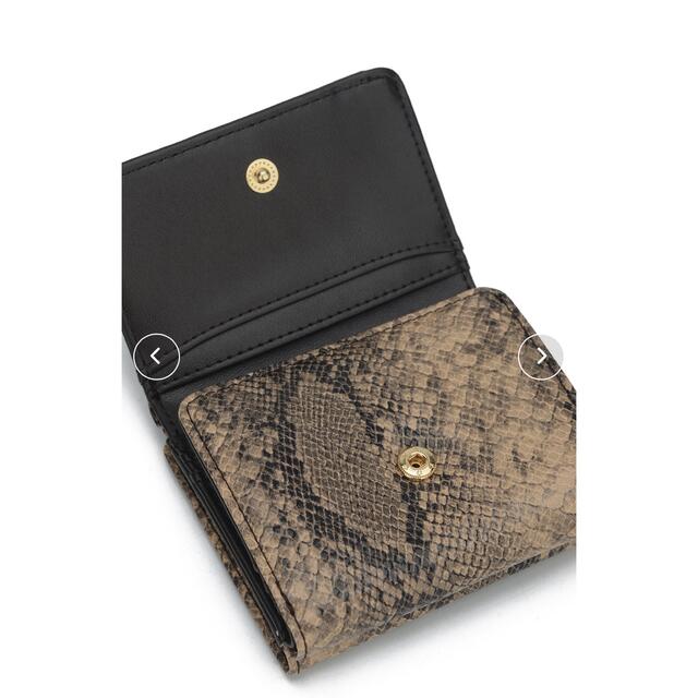 Ungrid(アングリッド)のUngrid クロコ風型押しガマ口ウォレット レディースのファッション小物(財布)の商品写真