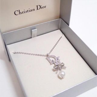 クリスチャンディオール(Christian Dior)のクリスチャンディオール　美品　パールネックレス　(ネックレス)