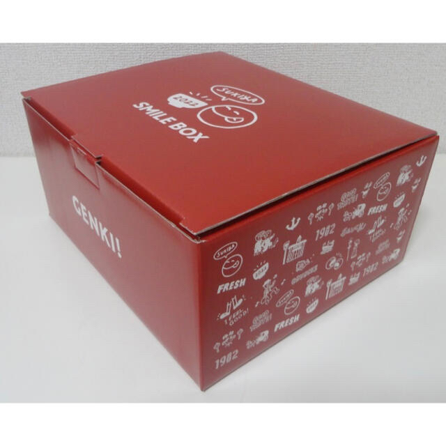 【はるちゃん様専用】すき家☆福袋☆SMILE BOX 2022☆スマイルボックス エンタメ/ホビーのコレクション(ノベルティグッズ)の商品写真