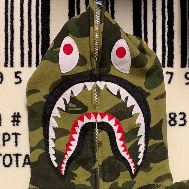 A Bathing Ape 1stカモシャークパーカー　Mサイズ