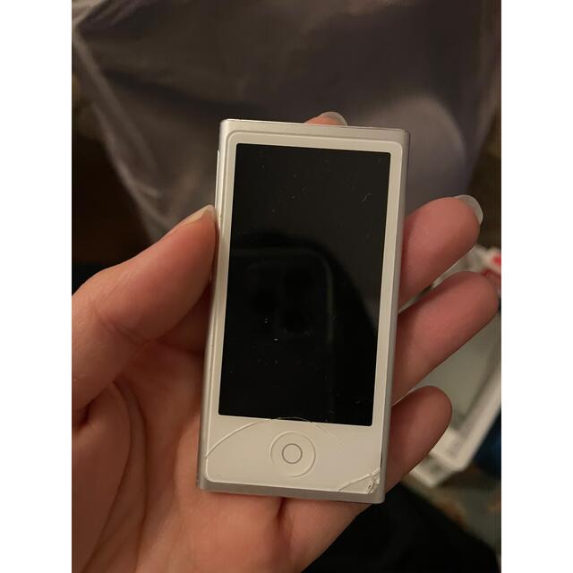 Apple(アップル)のiPod 音楽付き スマホ/家電/カメラのオーディオ機器(ポータブルプレーヤー)の商品写真